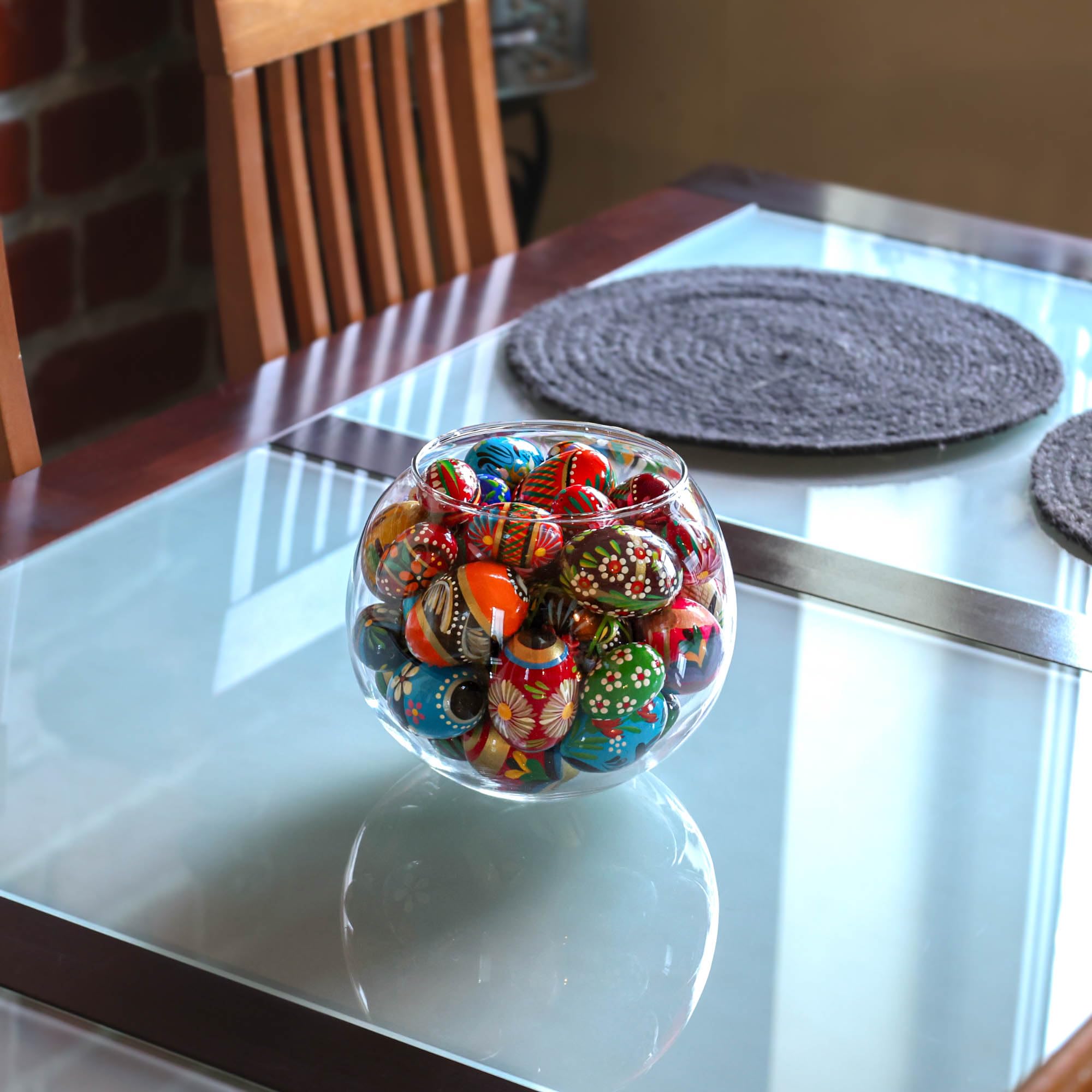 VESPLO six-piece set offers a unique, gift-ready Easter keepsake