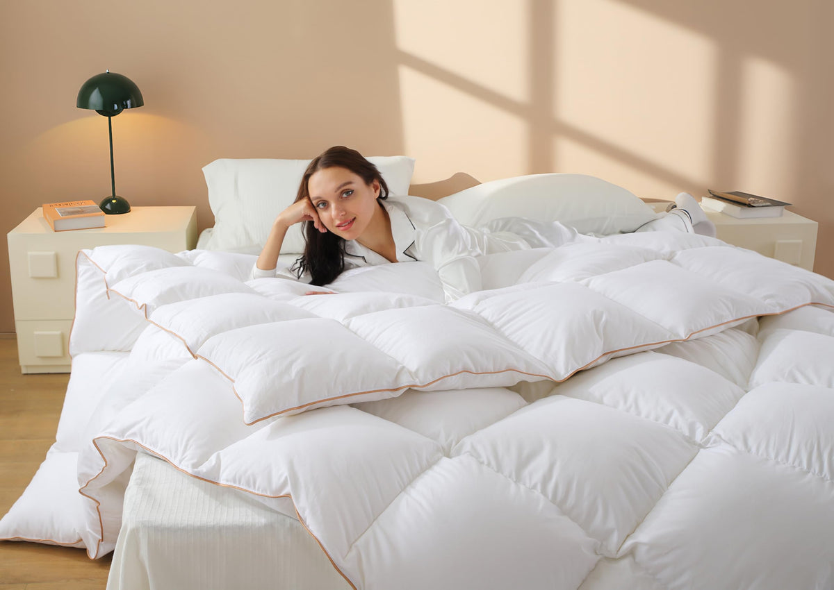 Vexino Down Comforter cover close-up highlights soft cotton and breathable comfort.