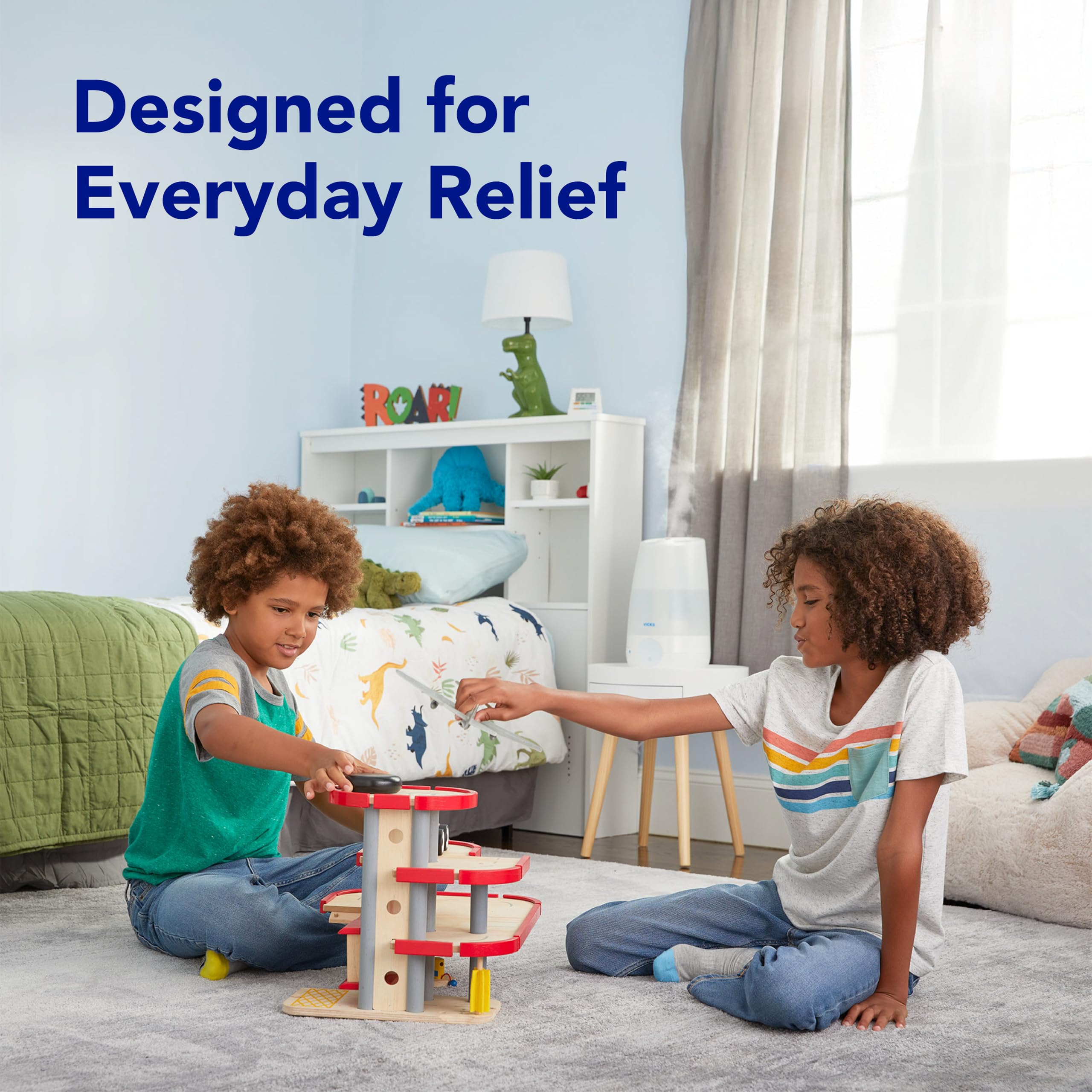 Vicks FilterFree Plus mist visuals show a calm humidity cue.