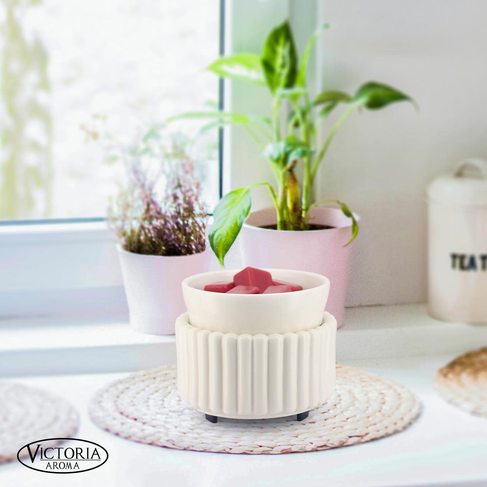 Victoria Aroma power switch ensures safe operation and effortless control.