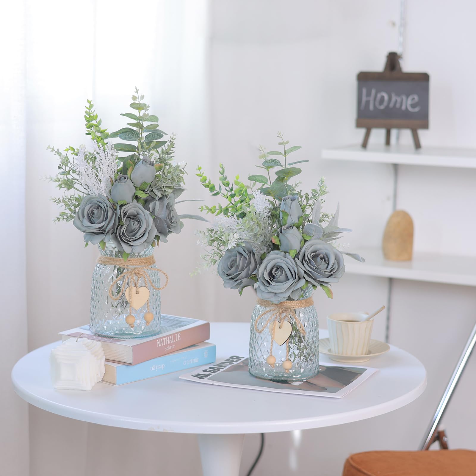 VIERENA coffee table decor elevates living room ambiance with subtle elegance
