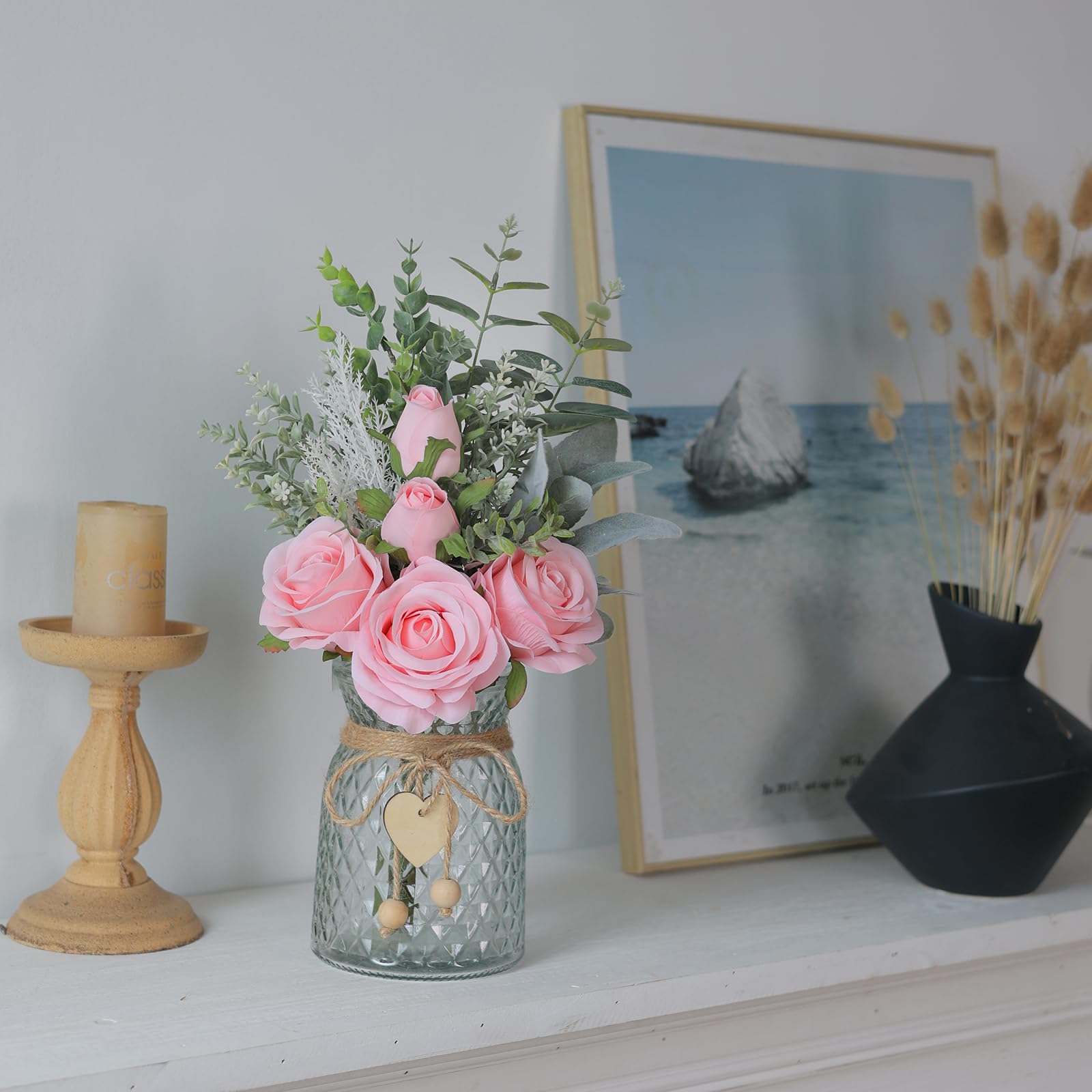 Vierena cosy kitchen counter decor brightens everyday meals.