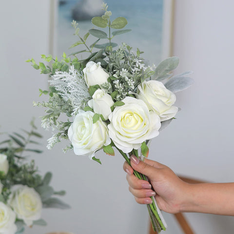 VIERENA dining room or living room decor with elegant roses.