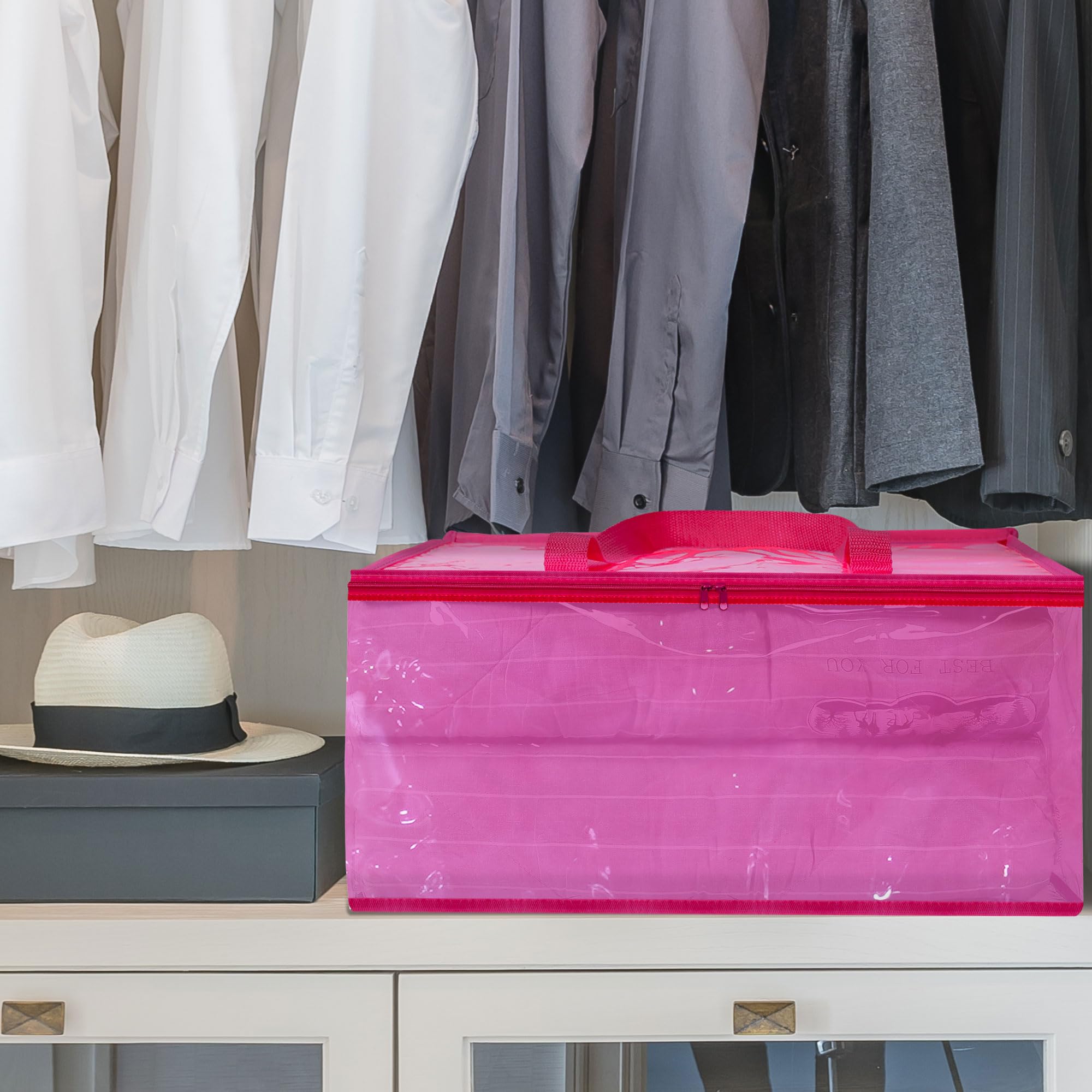 Vieshful 40L capacity fits blankets, clothes, and pillows neatly.