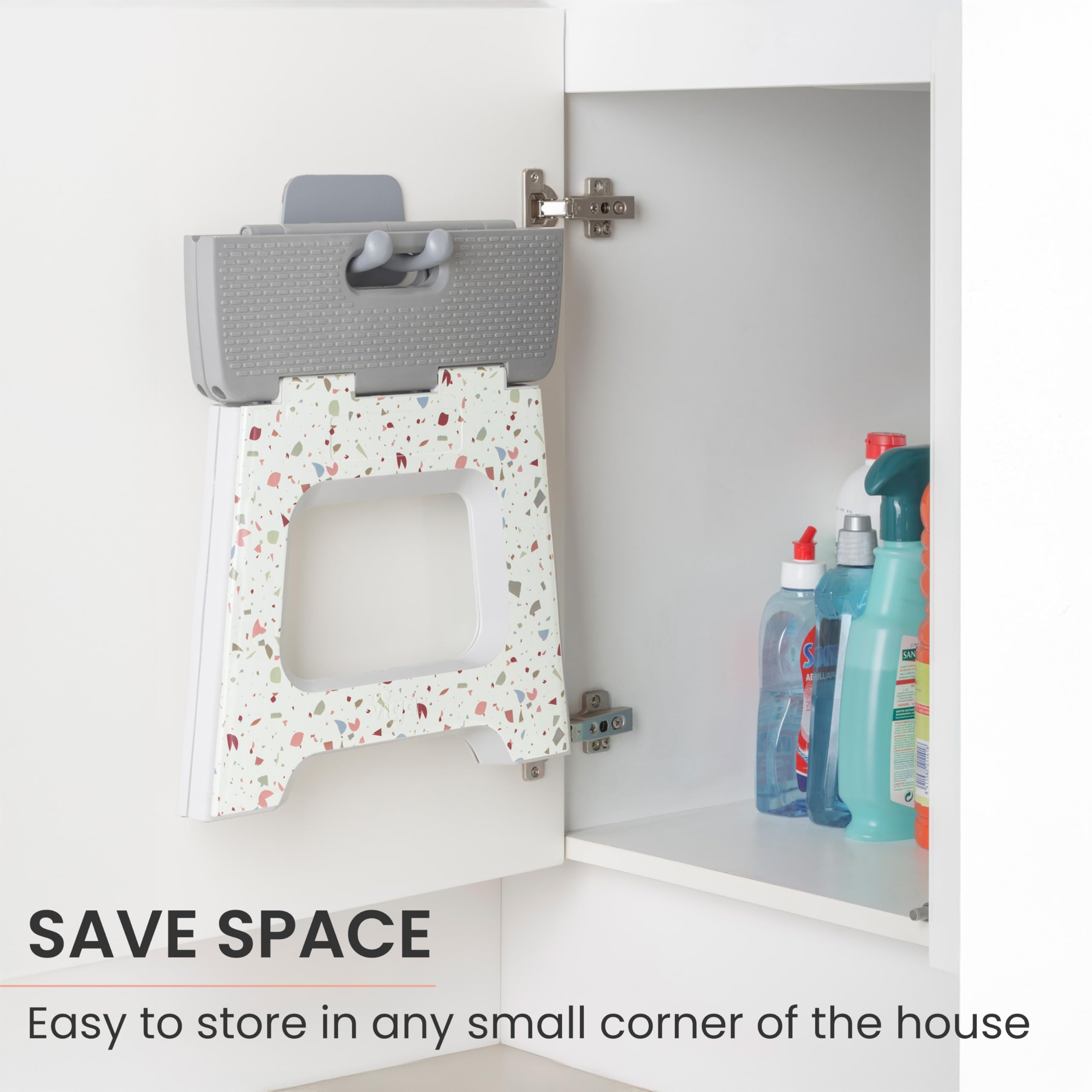 Vigar compact step stool internal handle for effortless carrying
