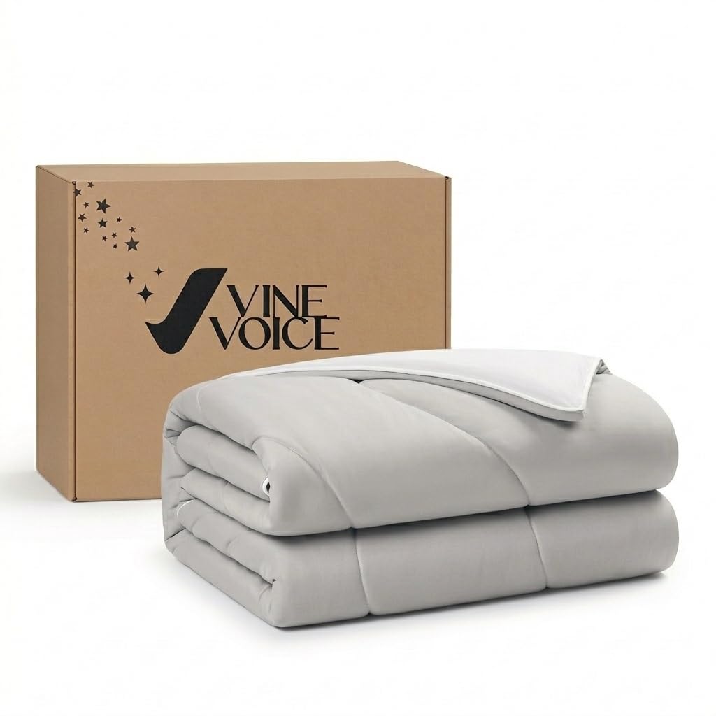 Vine Voice cooling comforter on bed shows all-season comfort and cooling.