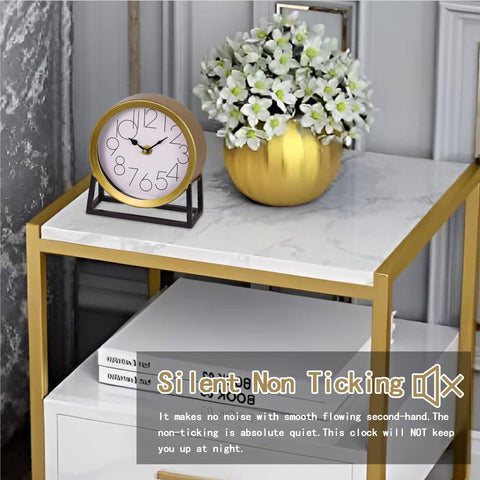 VinSees clock makes a thoughtful gift for housewarmings and birthdays.