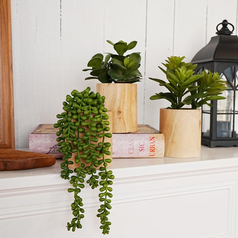 VINSUNI easy-dusting design reduces upkeep compared to real plants.