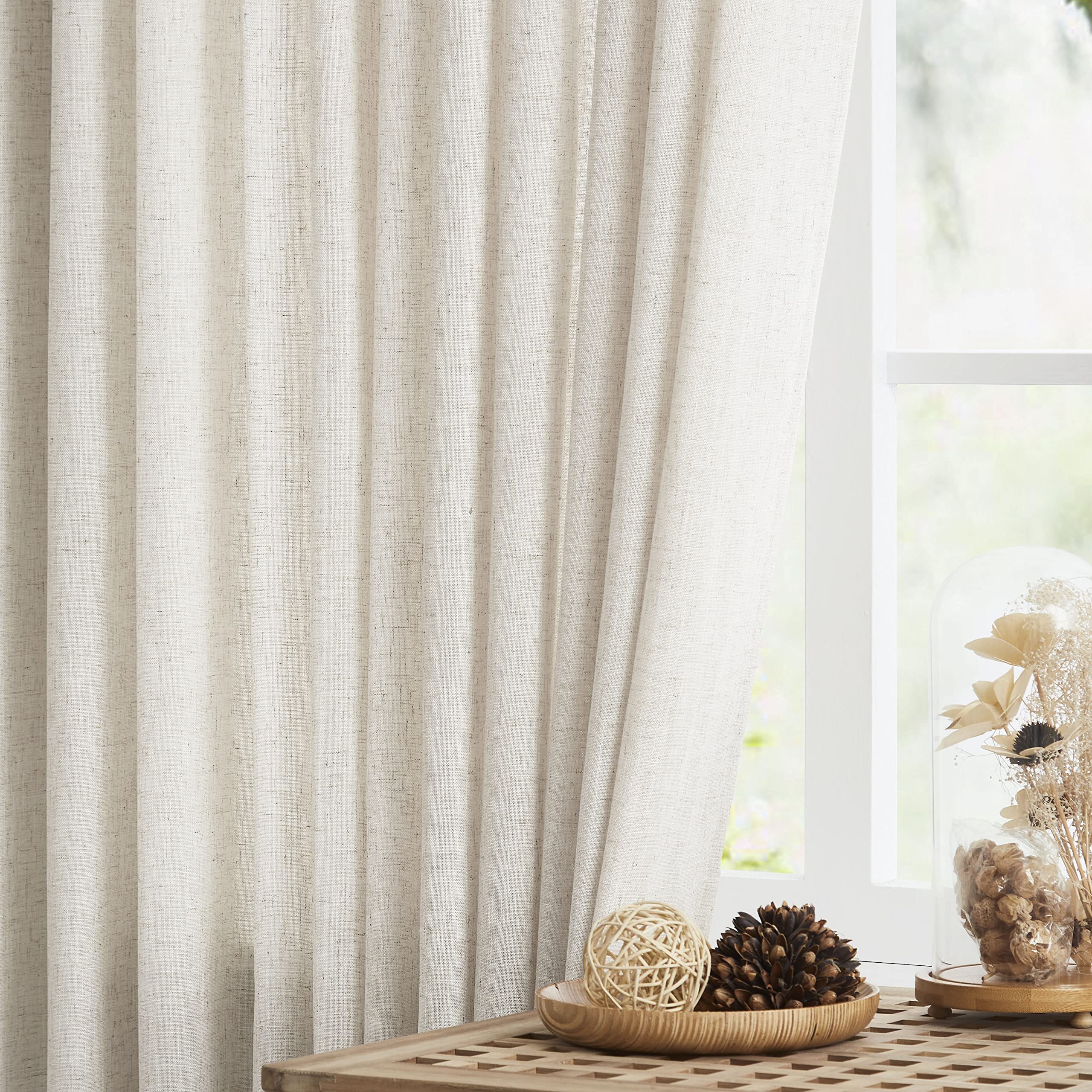Vision Home close-up pleats showing memory-shaped folds
