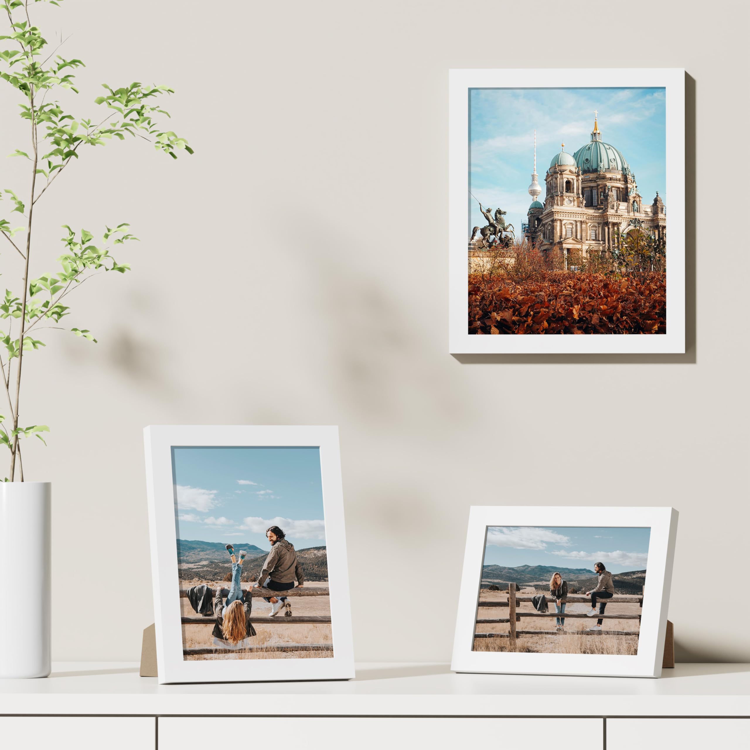 Vittanly 5x7 photo opening with white mat showcased in a frame