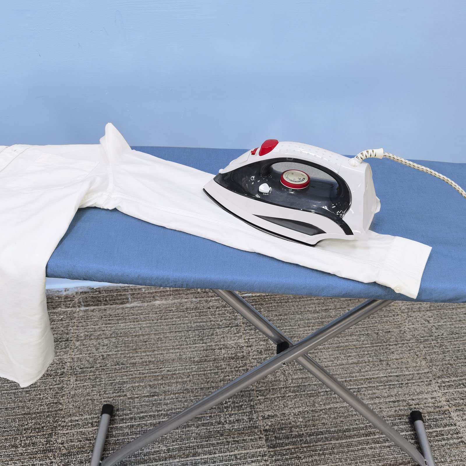 VividPaw easy-care design is machine washable and quick to dry