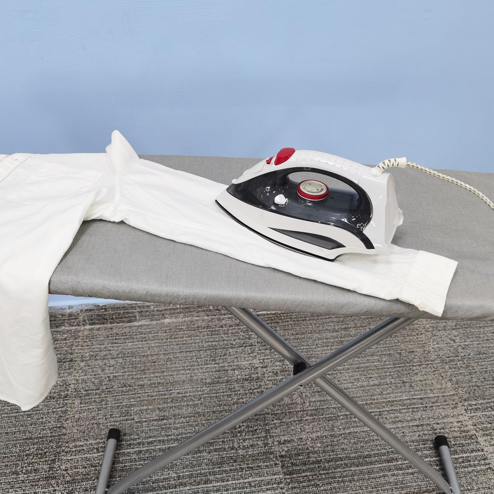 VividPaw easy-care cover stays fresh after washes.