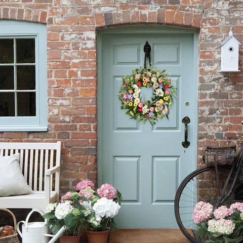 Vivimemo Spring Wreath outdoor wall decor resists weather while staying vibrant