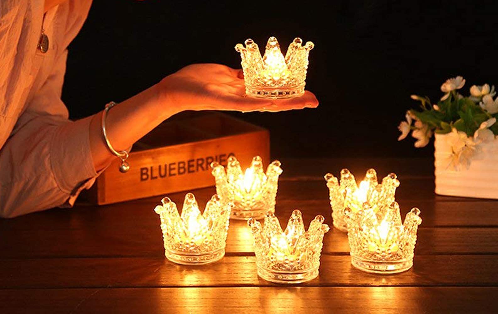 Vixdonos crown glass candle holders reflect light for decor