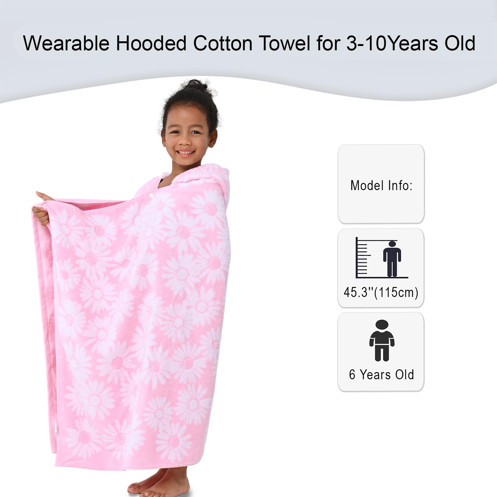 VOOVA & MOVAS hooded towel ideal for beach or pool sessions.