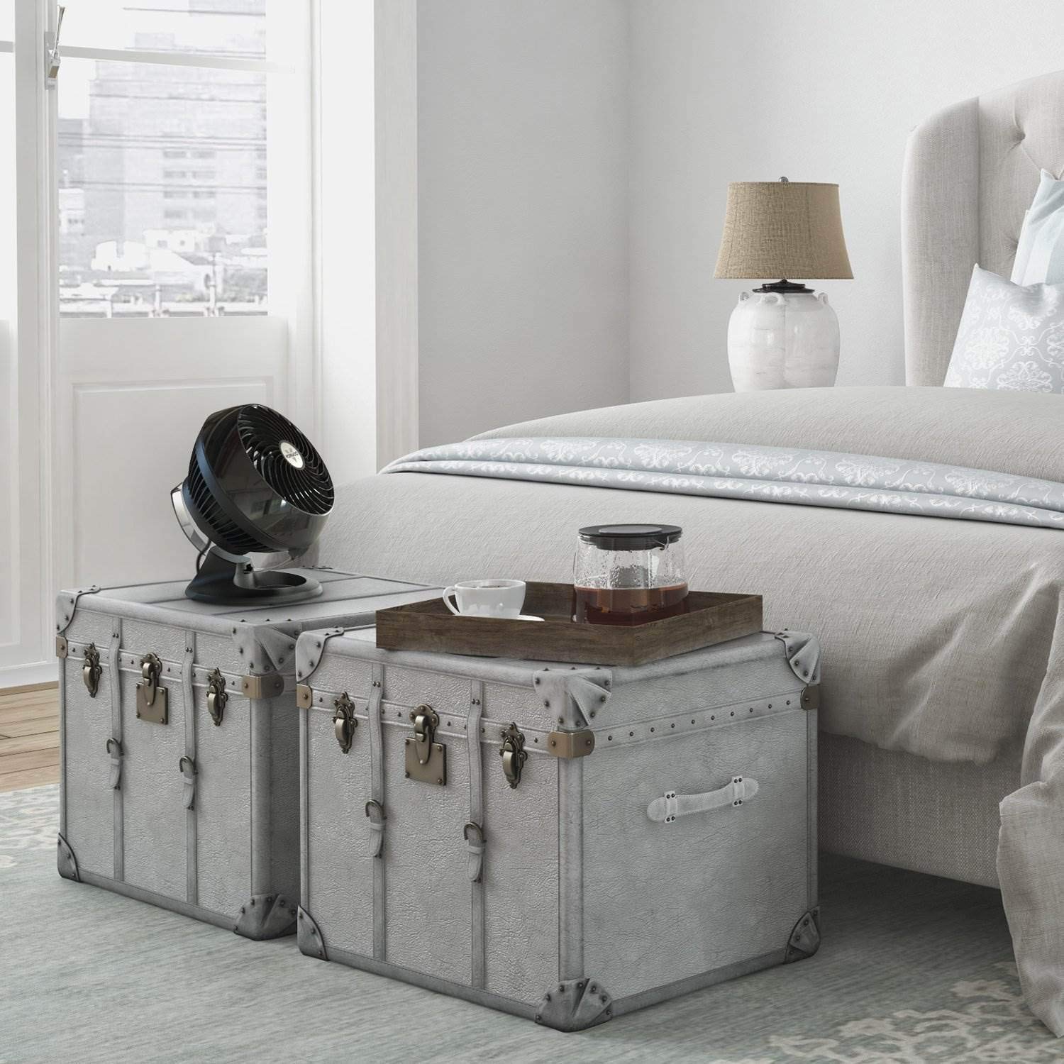 Vornado 460 compact desk design fits on nightstands and desks neatly.