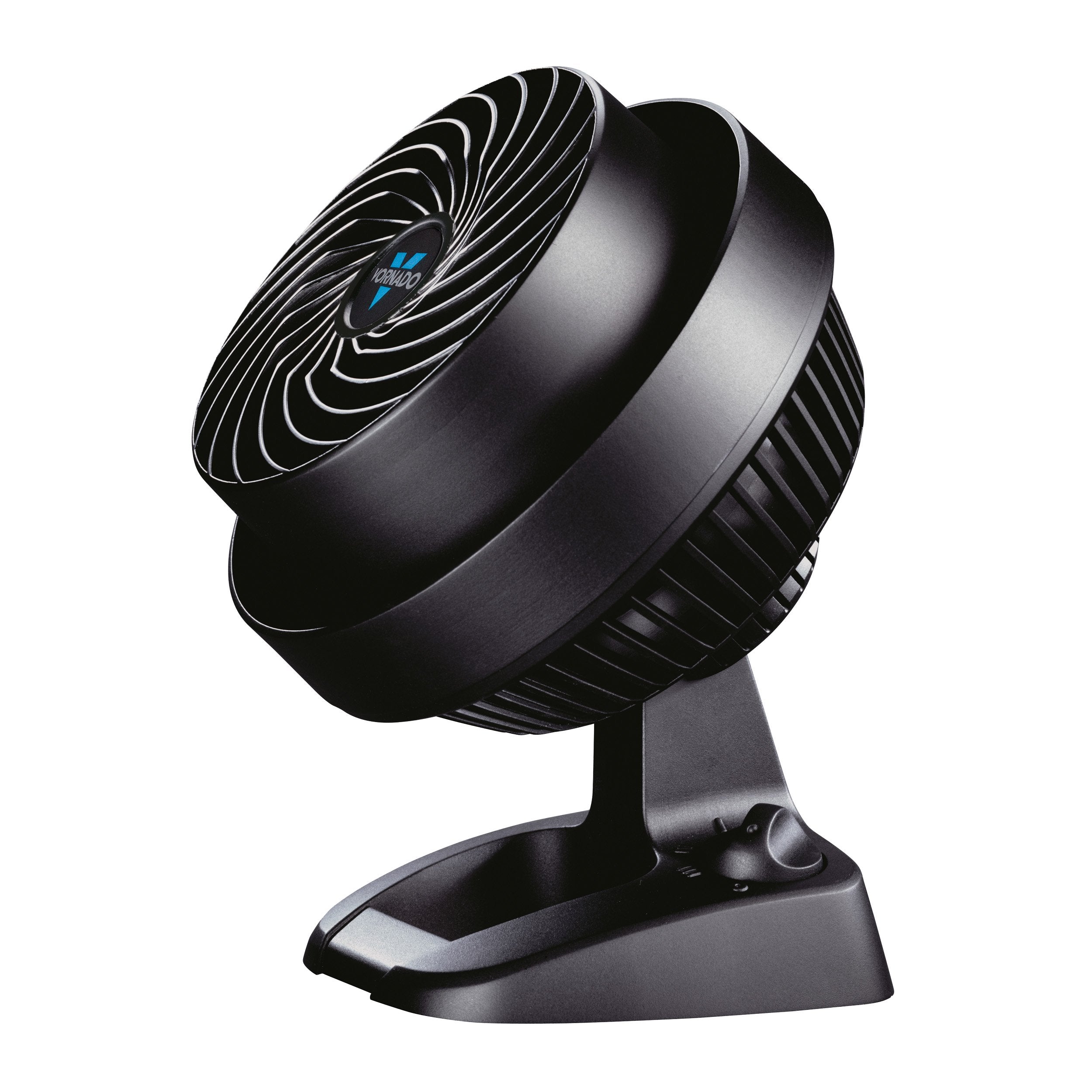 Vornado 530 compact air circulator front-angle view delivering strong whole-room airflow.