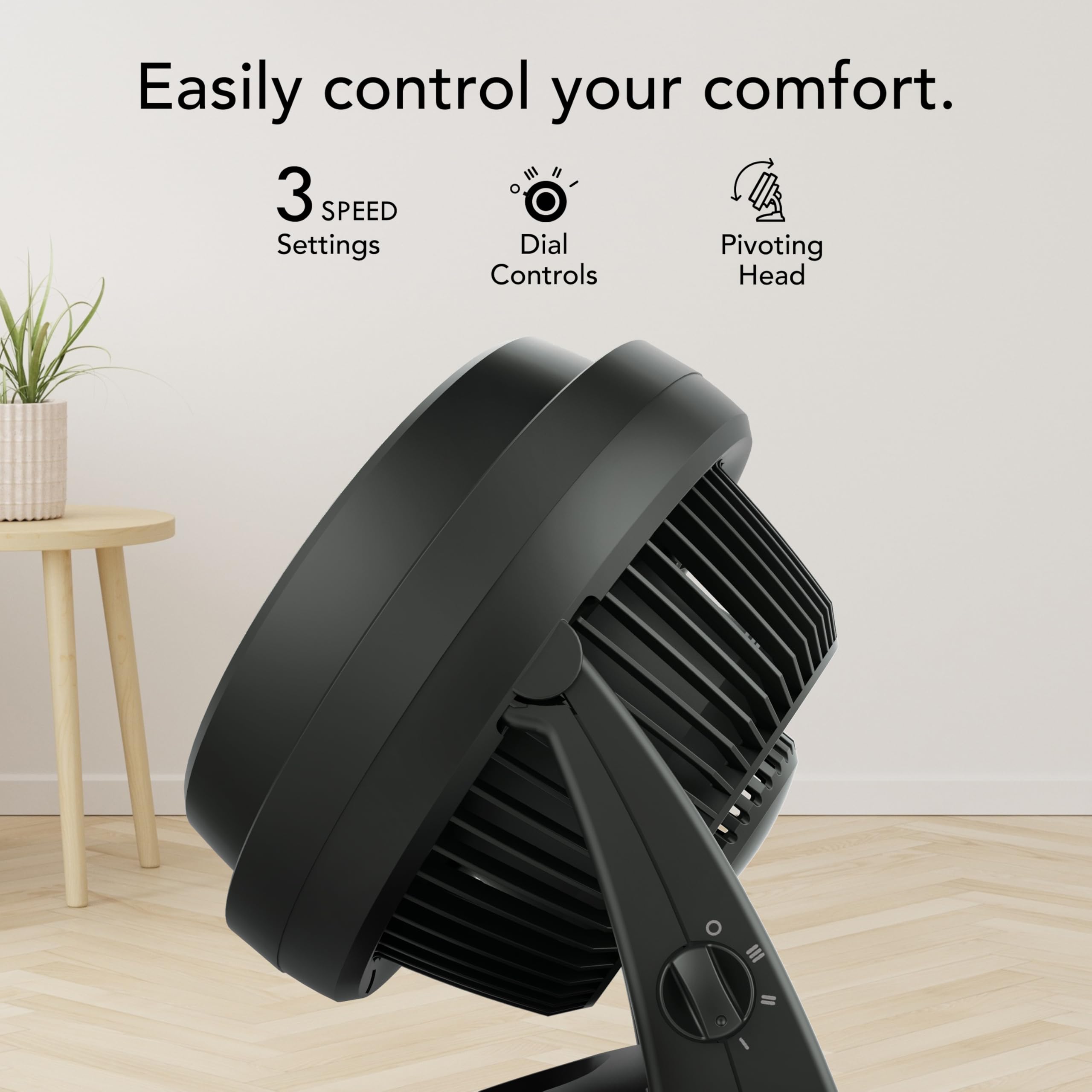 Vornado 630 deep-pitched blades generate efficient, high-velocity airflow for whole-room circulation.