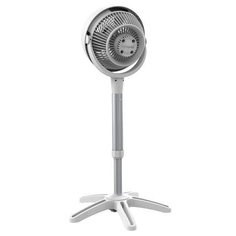 Vornado 683DC spiral grille with deep-pitched blades for efficient airflow.