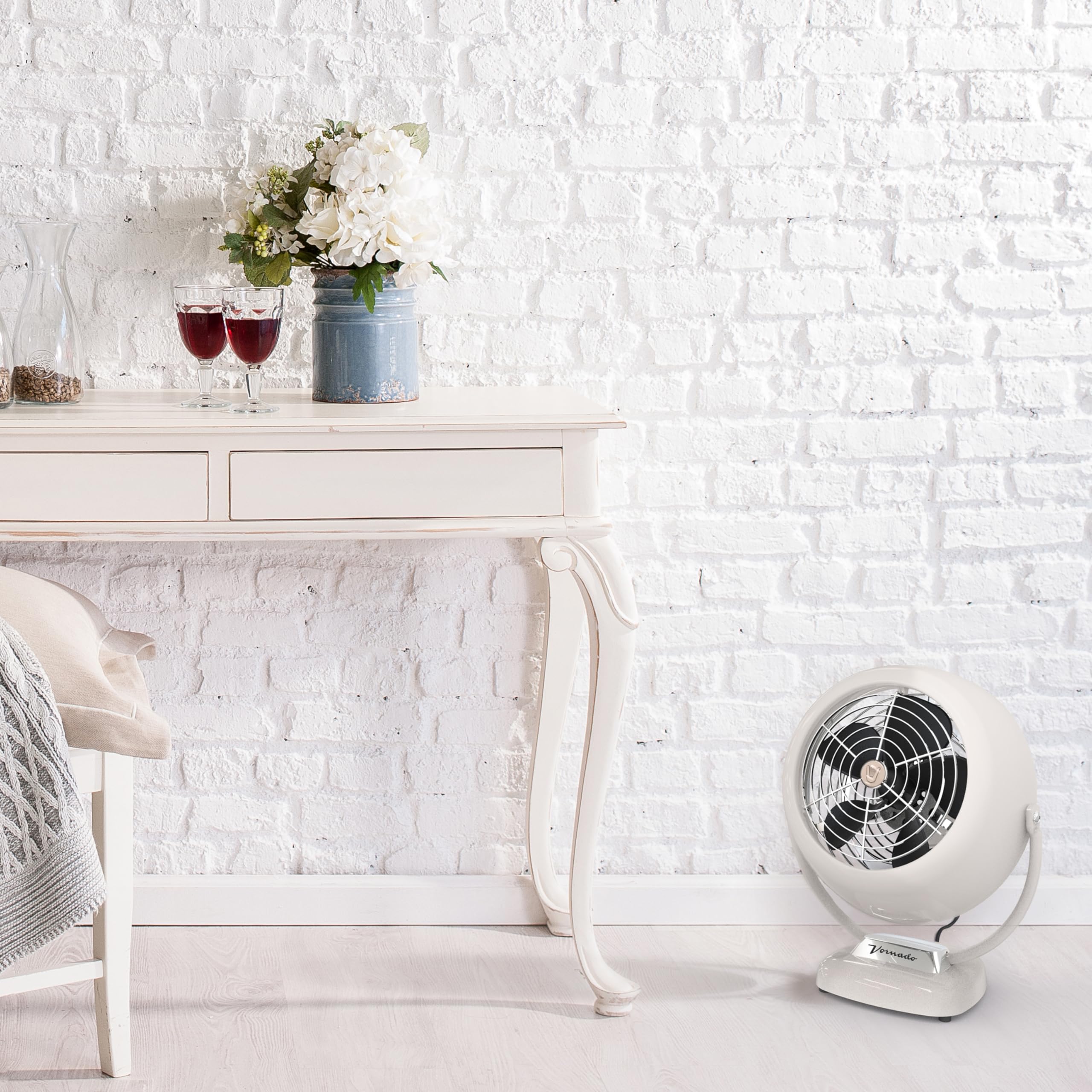 VFAN metal construction close-up highlights durable craftsmanship for years of cooling