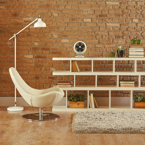 Vornado VFAN Mini Classic side-tilt view highlighting adjustable airflow at your desk