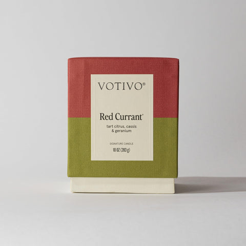 Votivo Red Currant notes show tart citrus and greens for a fresh atmosphere.