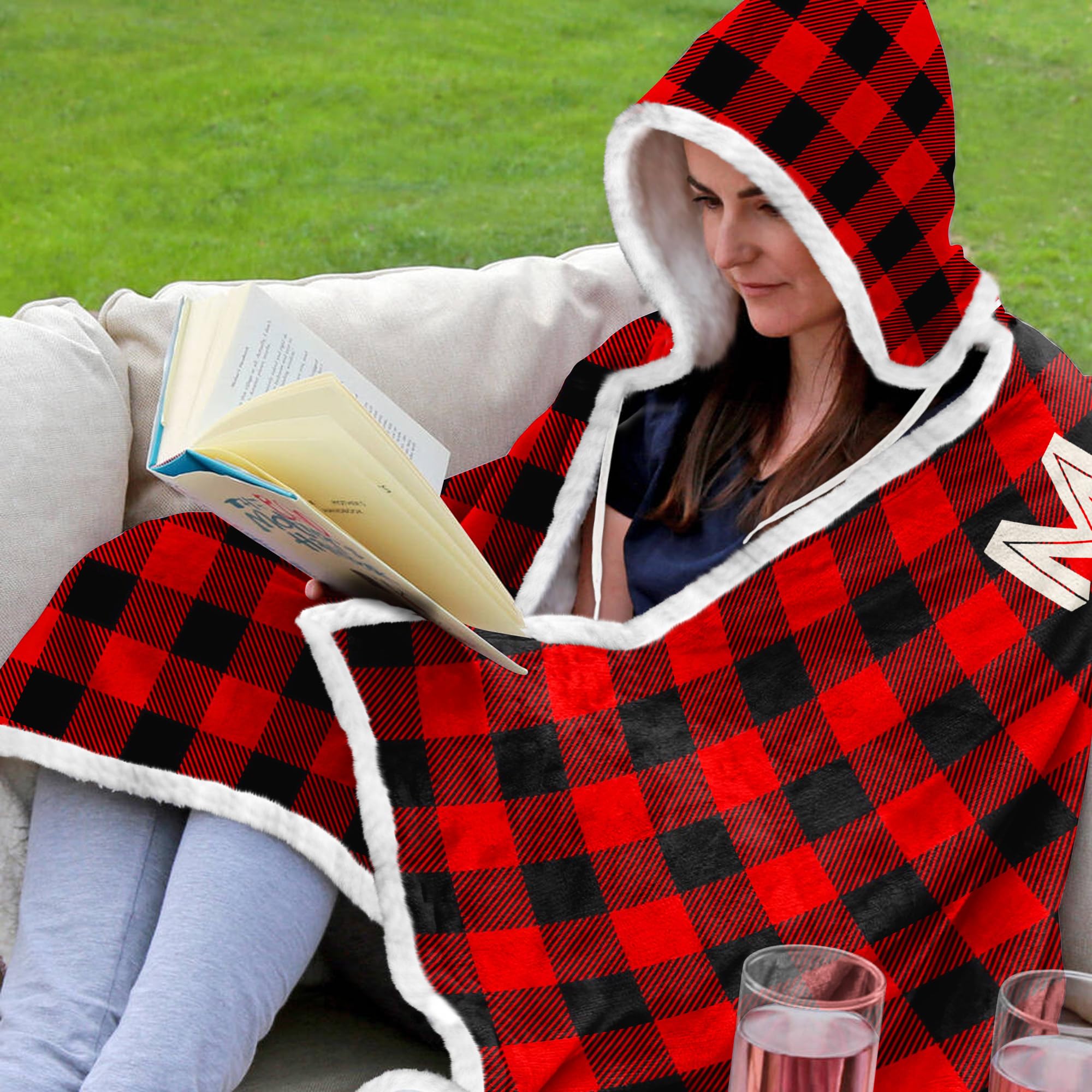 Vprintes Mama Bear wearable blanket hoodie worn on couch for cozy evenings