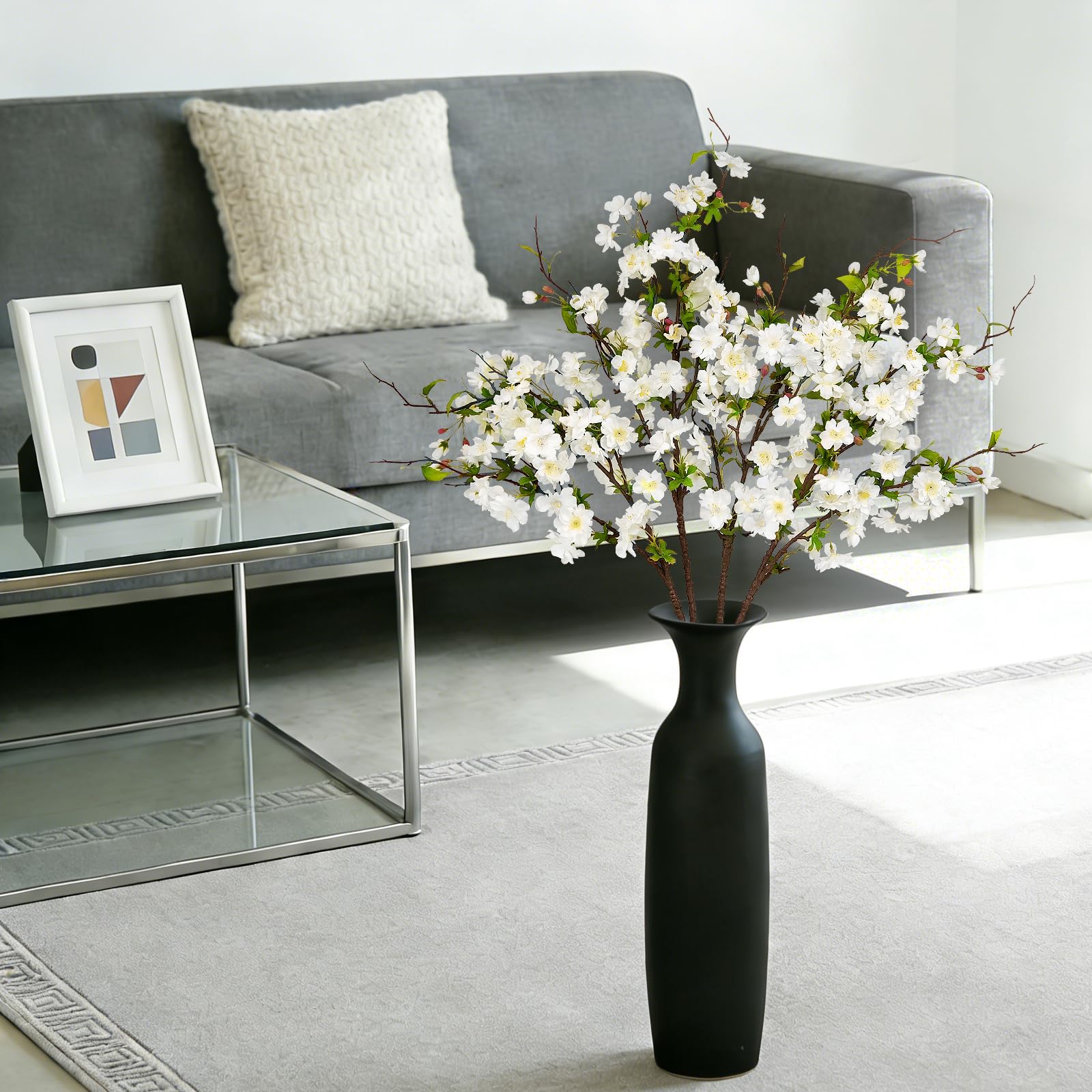 VUAHAUL ideal for weddings and Easter decorations with elegant white blossoms.