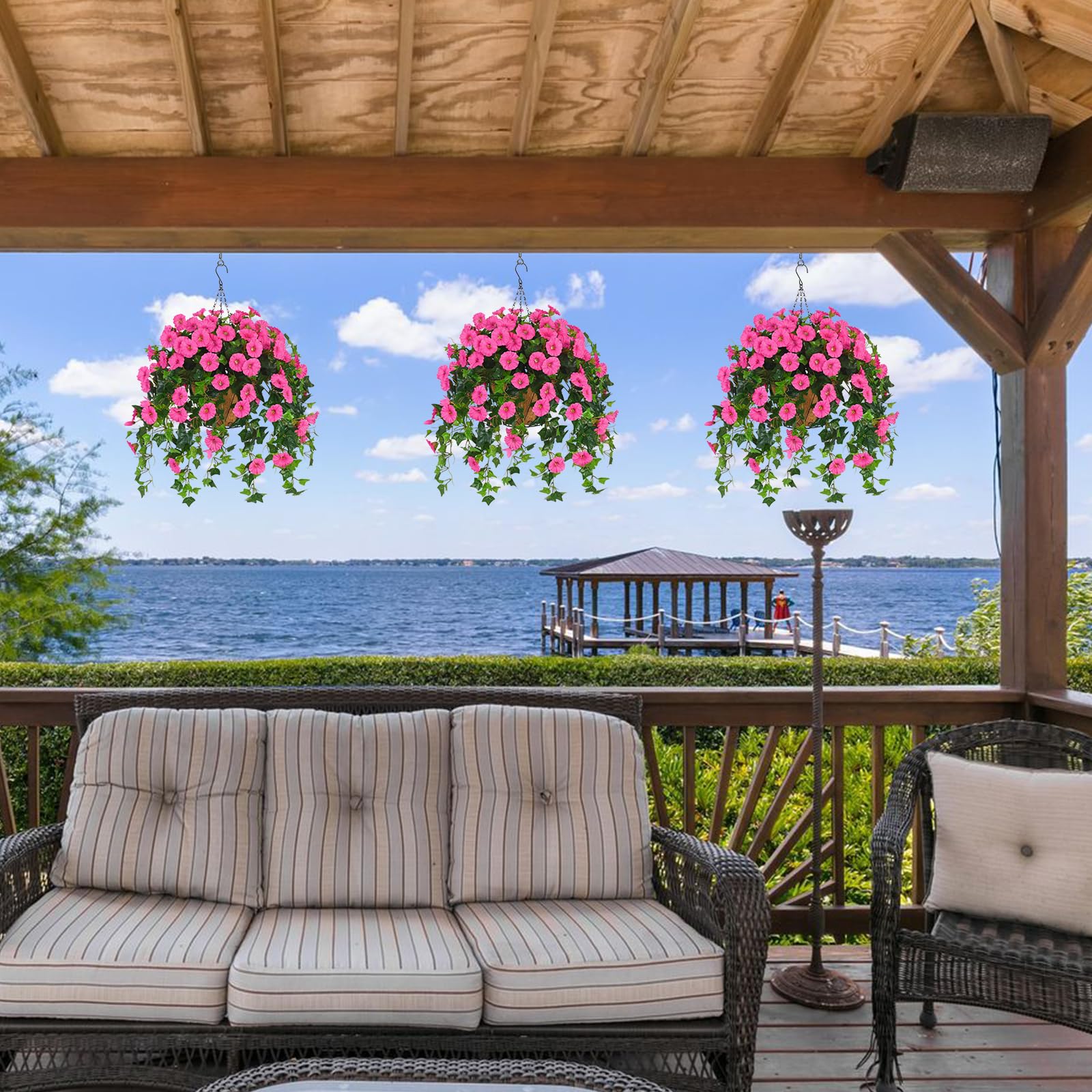 Waipfaru adjustable stems create lush hanging arrangements