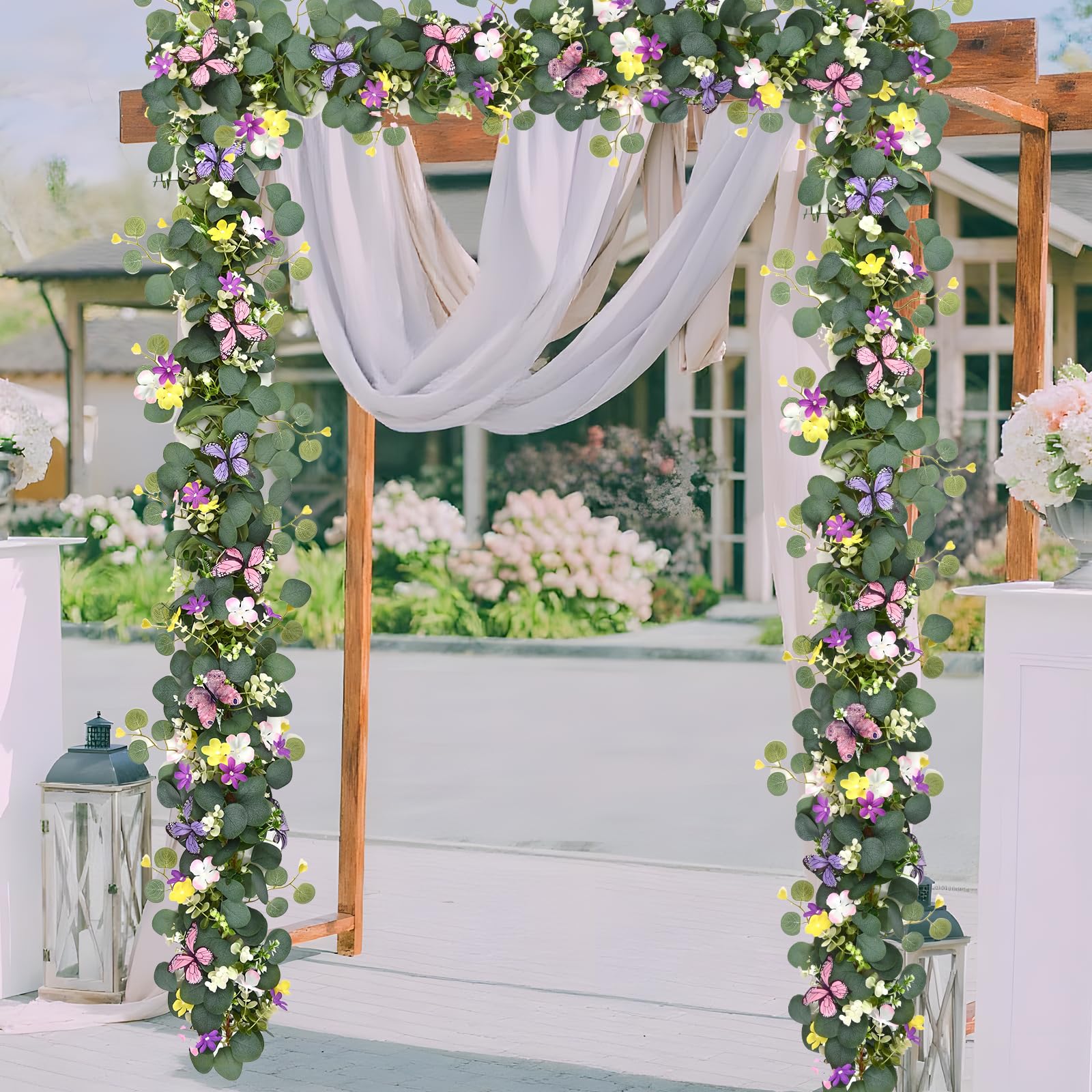 Waipfaru garland suitable for indoor and sheltered outdoor use