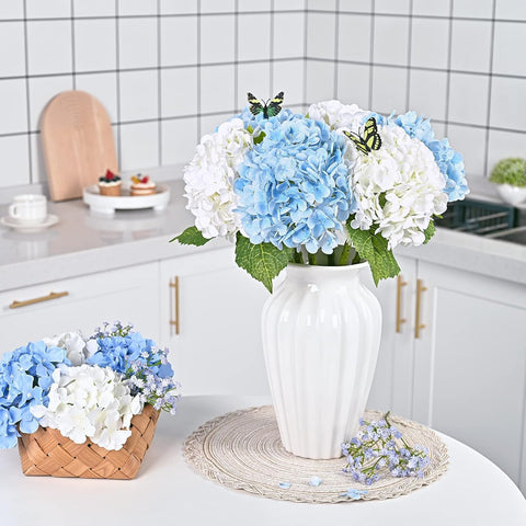 Waipfaru five-heads hydrangea pack full-bodied blooms for abundant displays