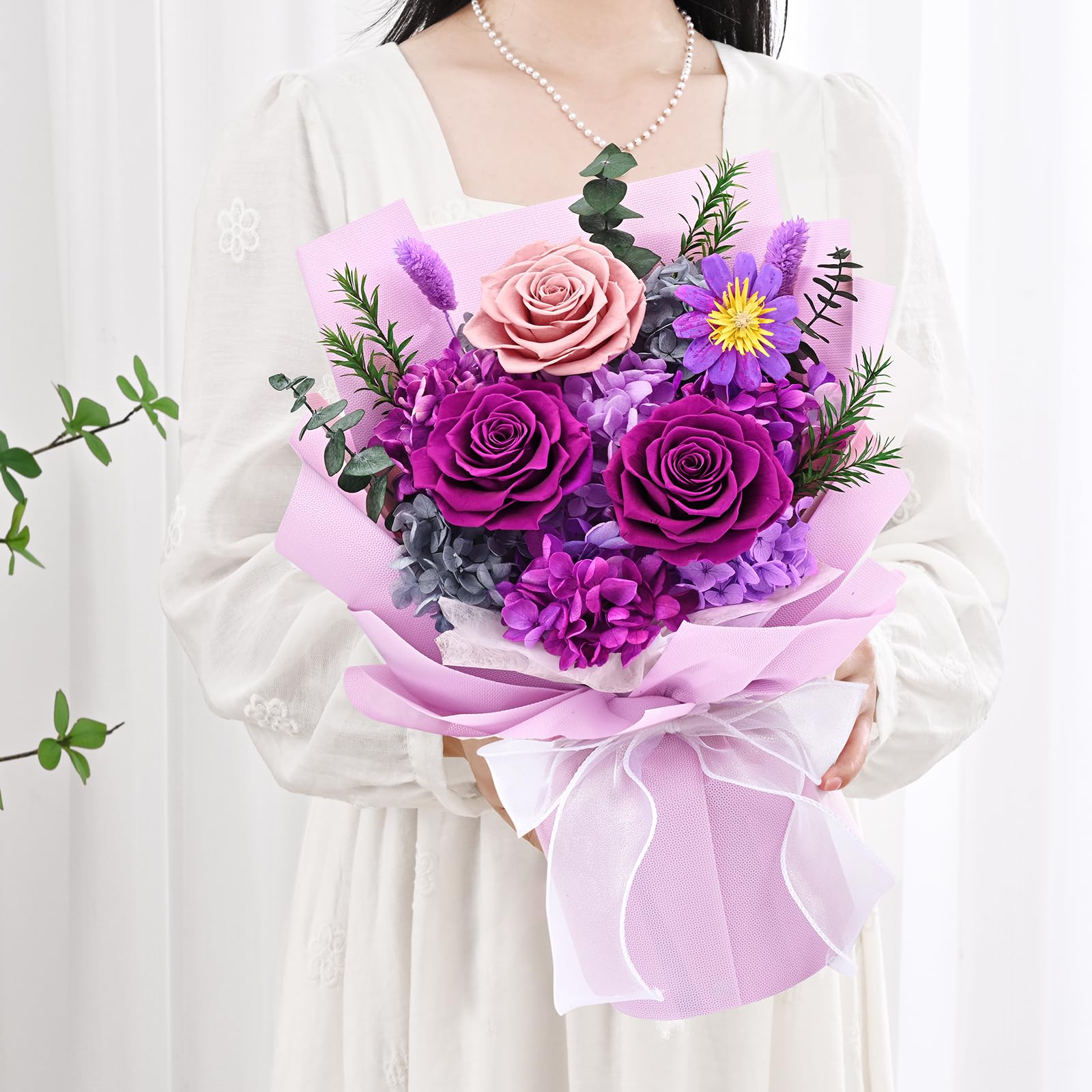 Waipfaru forever flowers for her add lasting color to any room.