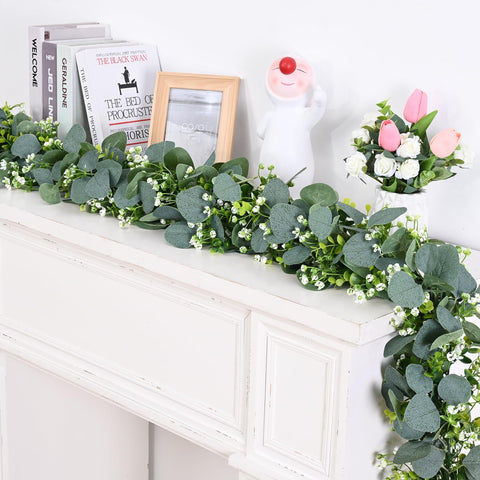 Waipfaru indoor outdoor garland suitable for patios and mantles.