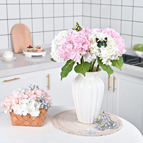 Waipfaru wedding centerpiece hydrangea for elegant event decor.