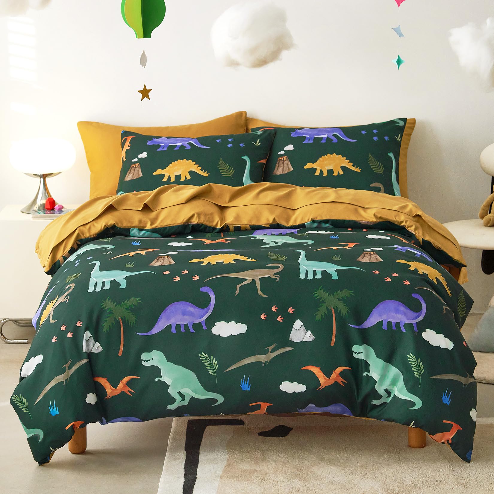 Wake In Cloud dinosaur bedding set with playful dinosaurs adds cozy room decor for kids.