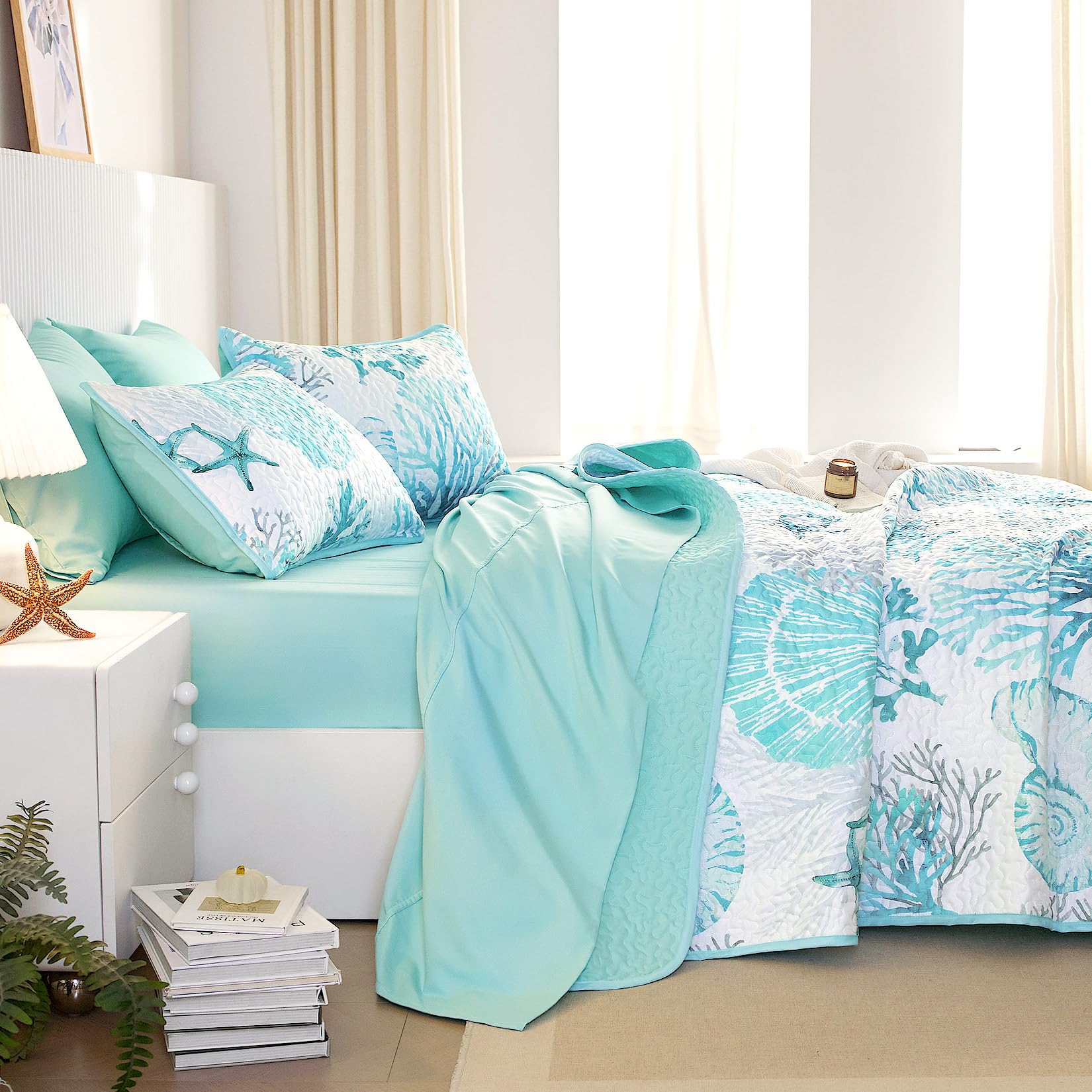 Wake In Cloud brushed microfiber fabric closeup shows soft, easy-care texture