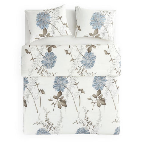 Wake In Cloud Cal King 3pc set pillowcases improve sleep-ready freshness.