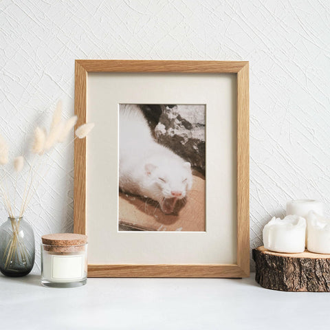 Wallwisy 8x10 frame with ivory mat adapts to 8x10 or 5x7 displays.