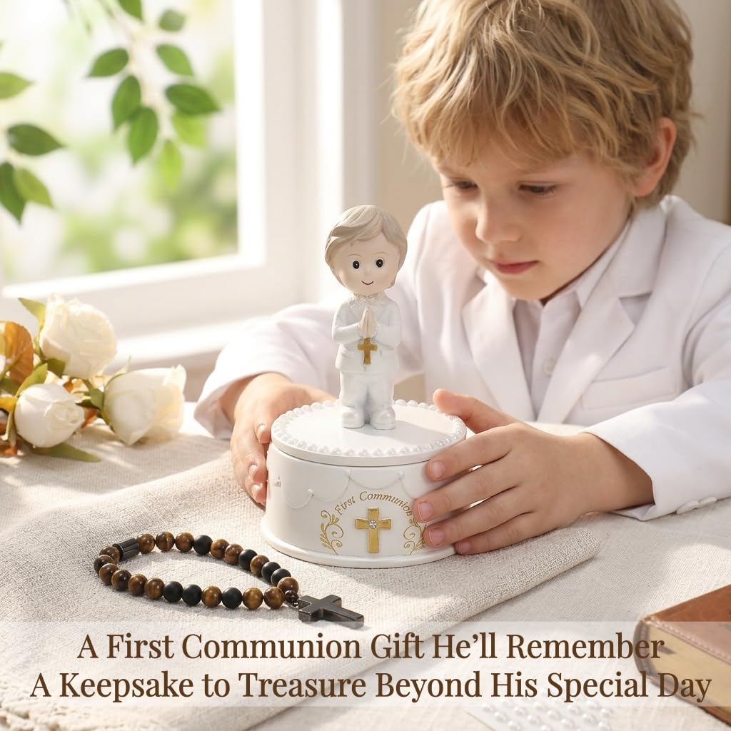 WANCHIY prayer corner decor idea with keepsake pieces.
