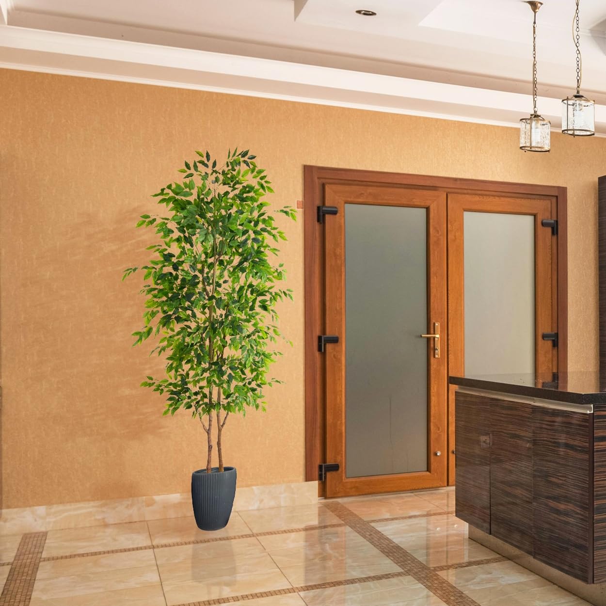 Warmplants durable, pet-safe materials for family spaces.