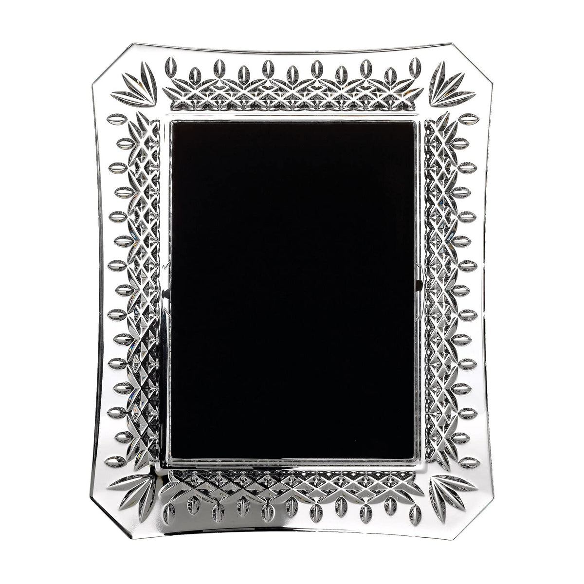 Waterford Lismore 5x7 frame showcasing a photo with crystal sparkle.