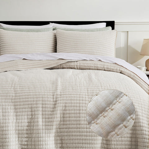 WDCOZY beige pick-stitch quilt close-up shows textured weave and durable fabric.