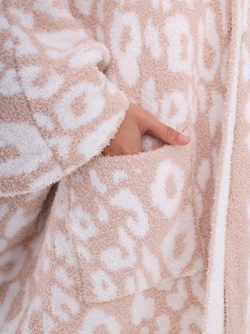 WDCOZY leopard cozy-at-home wear for relaxing moments