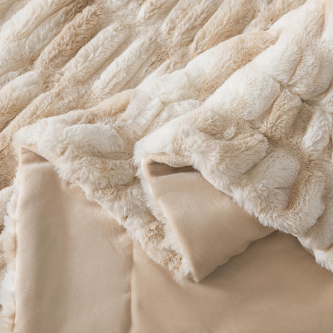 WDCOZY machine-washable care helps maintain softness and color.