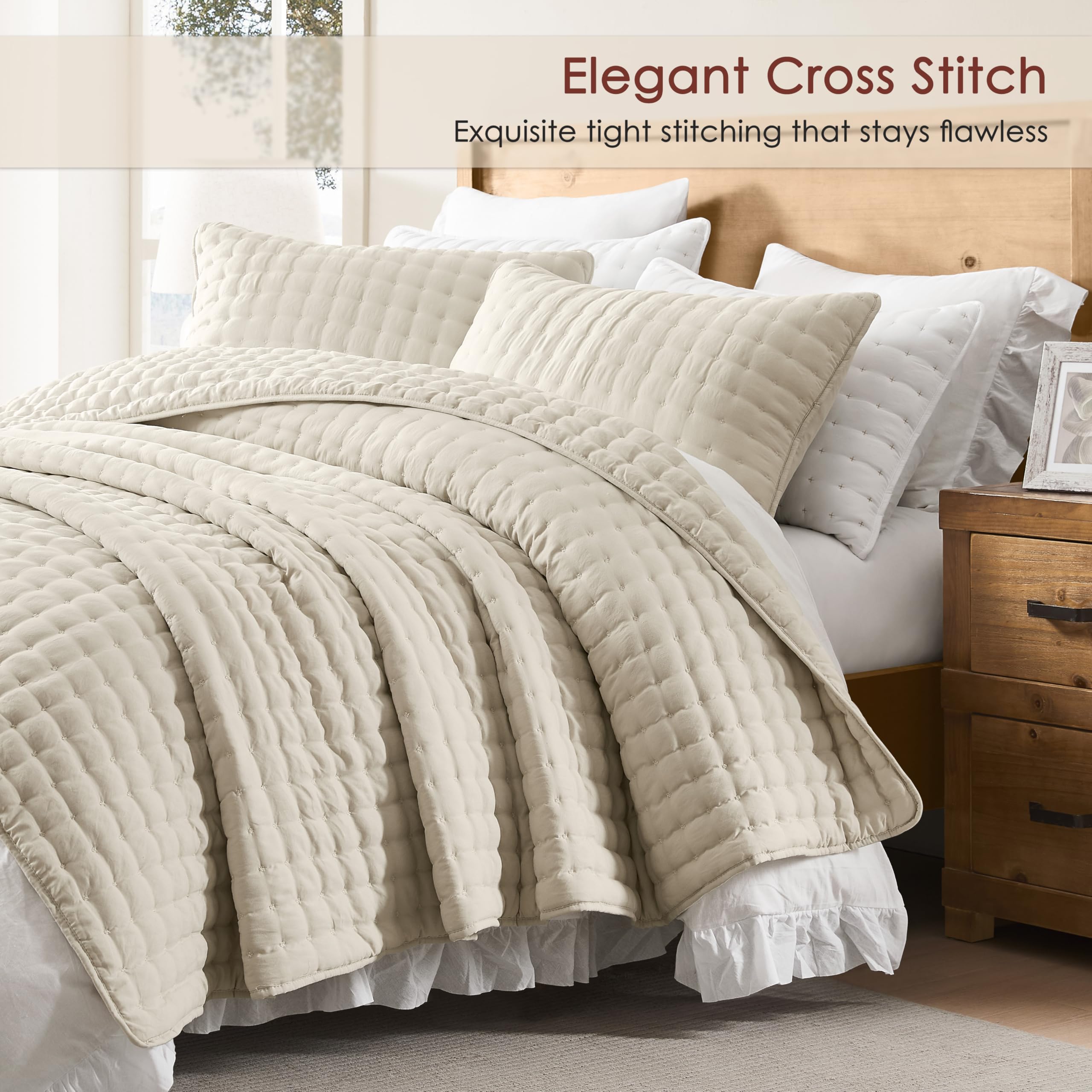 WDCOZY microfiber texture close-up highlights durability and softness.