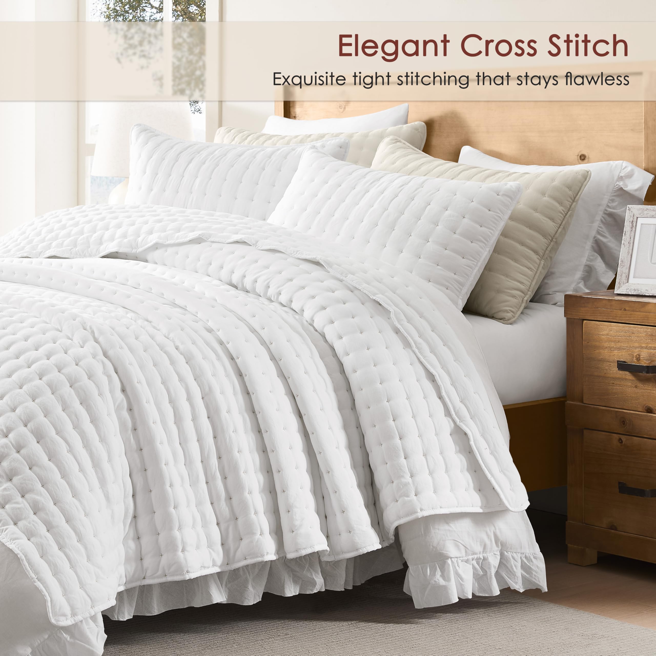 WDCOZY soft brushed polyester fabric feels plush and breathable for year-round comfort.