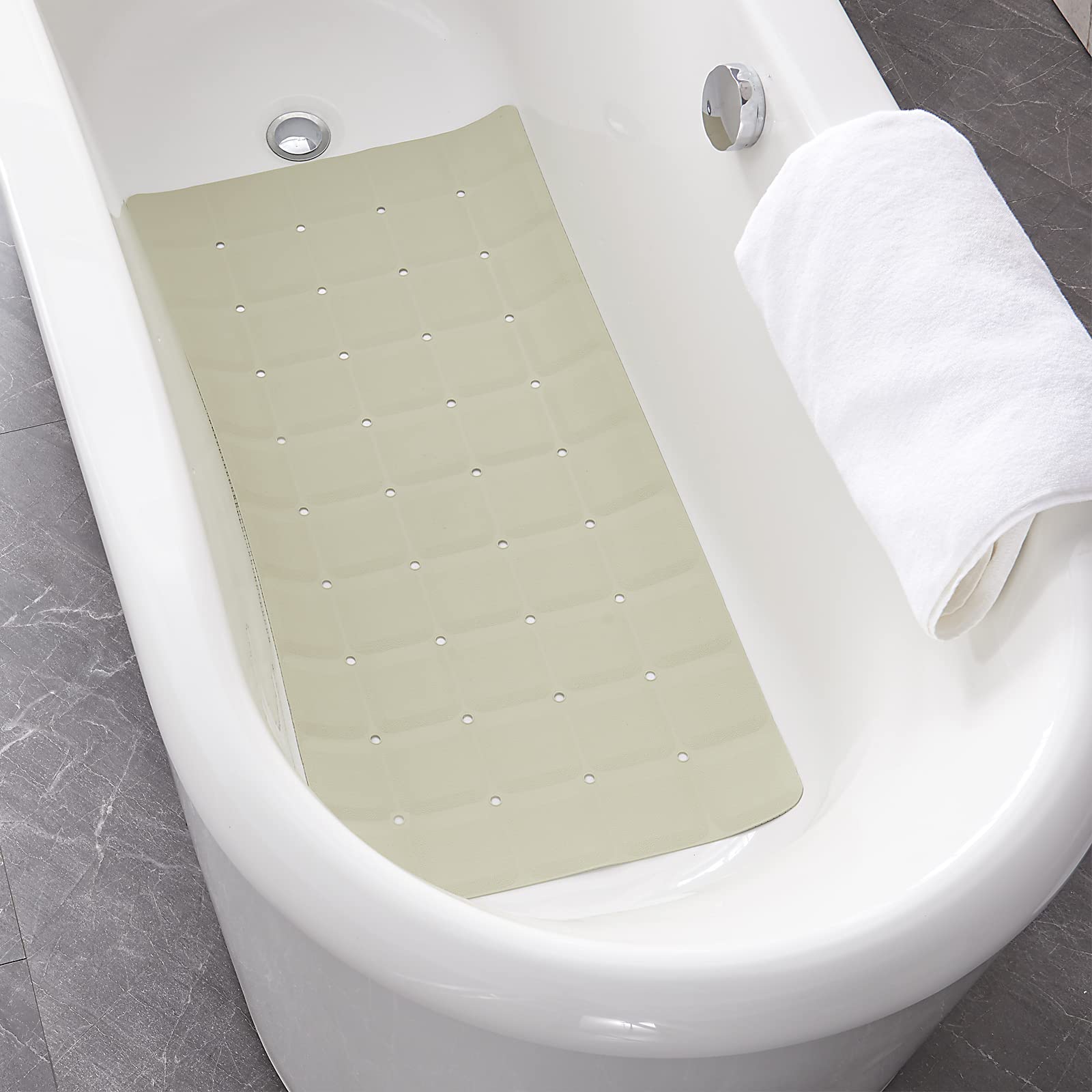 Webos easy-clean silicone mat dries quickly after use.