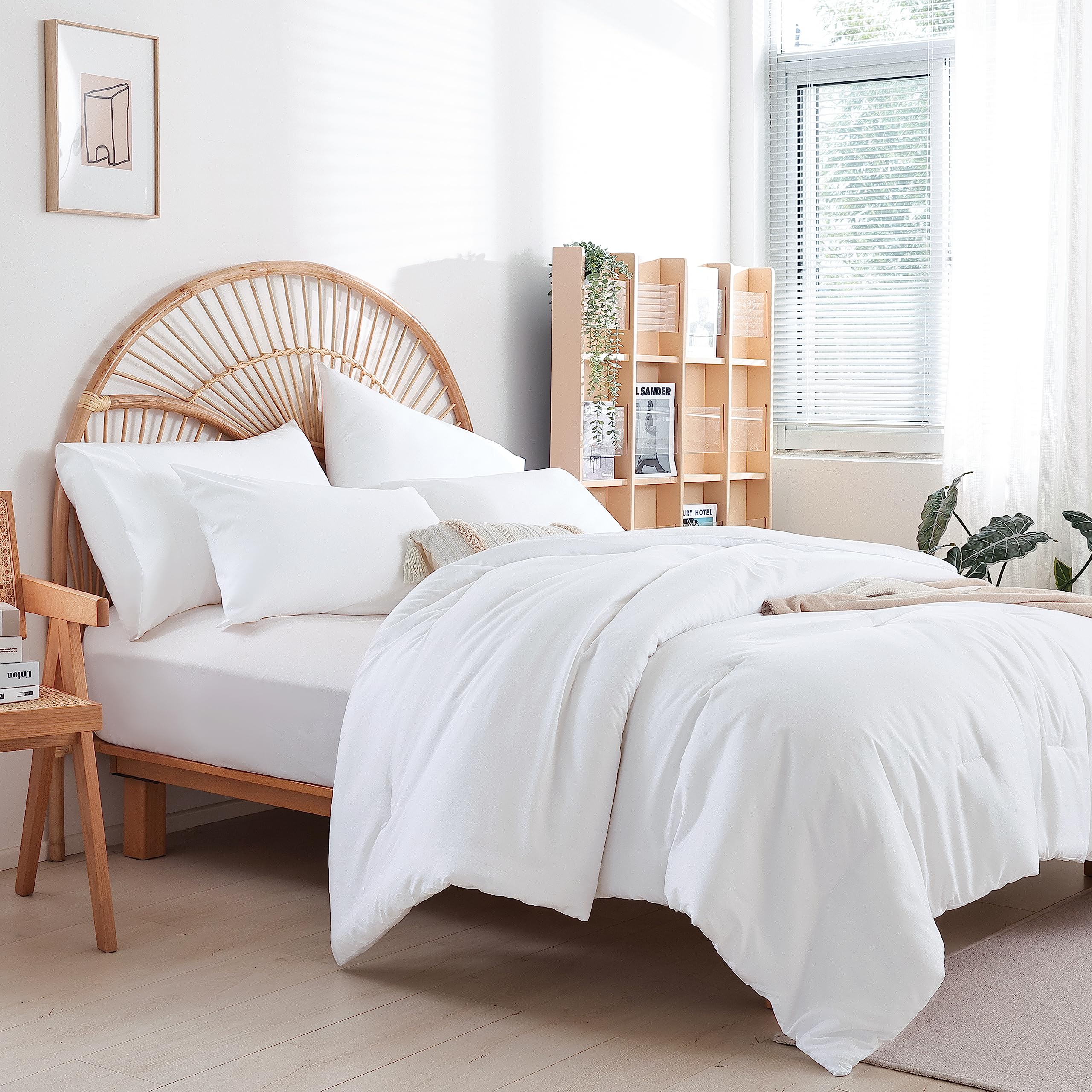 Weigelia easy-care machine-washable comforter for busy homes