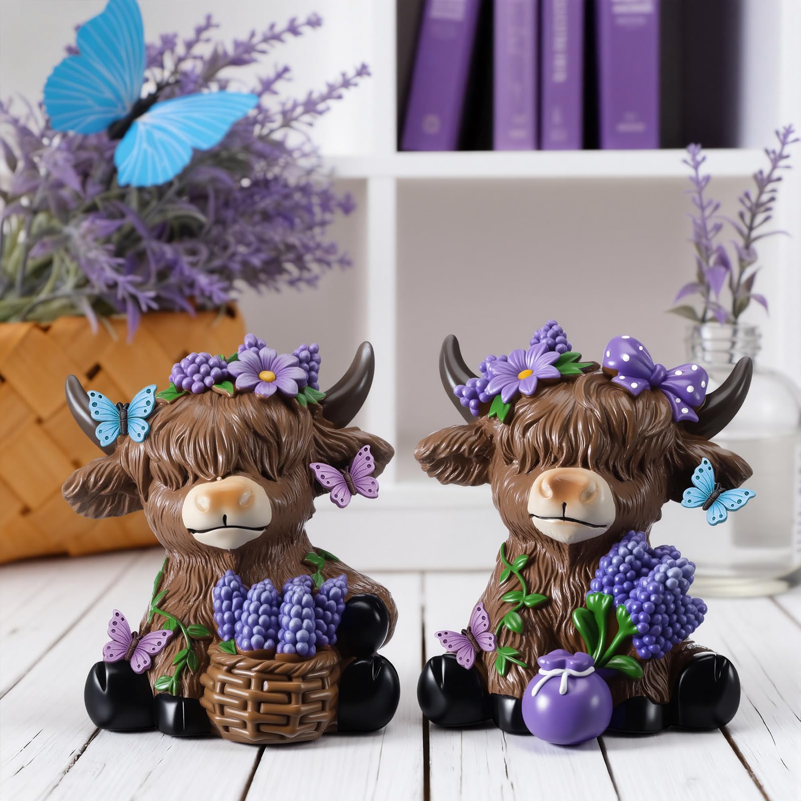 Wesiti two-piece cow statues enhance spring home styling