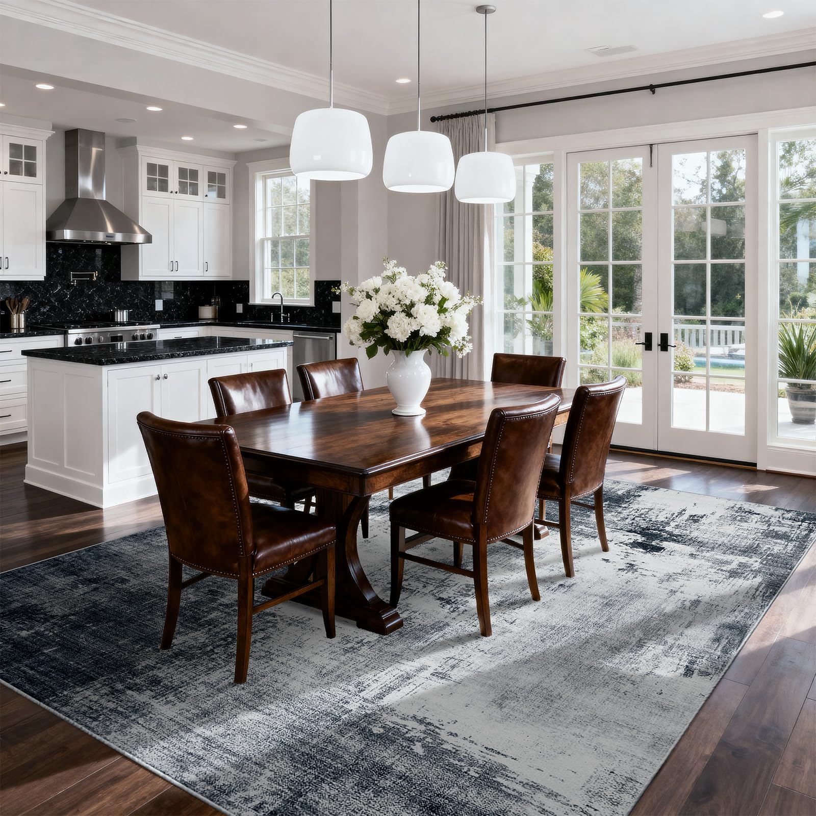 WEZVIX rug features machine washability for easy cleaning and quick refreshes.